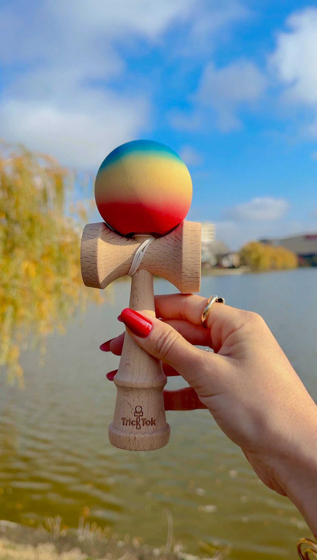 Kendama TrickTok — Rainbow